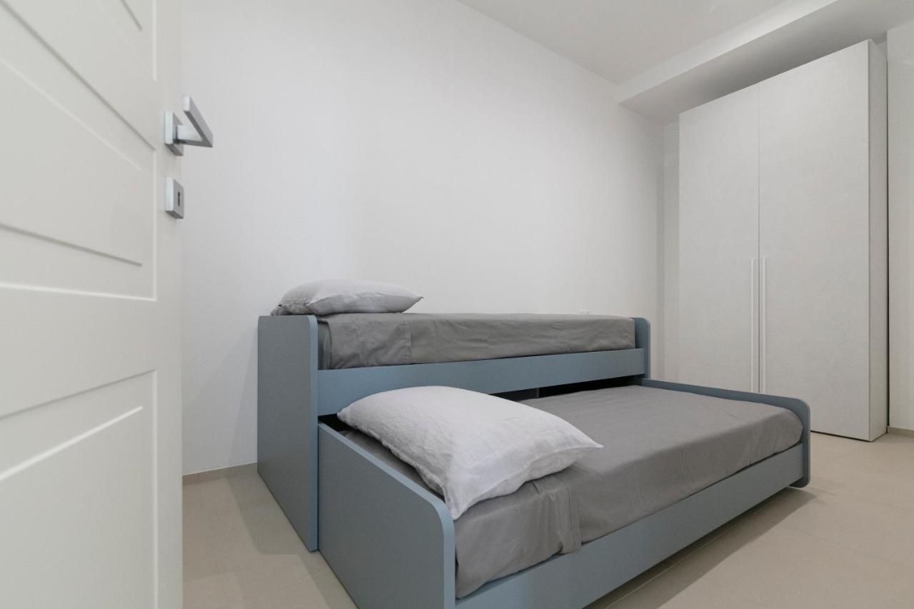 Stellaris Apartrooms Termoli Buitenkant foto